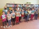 Pasowanie pierwszoklasistów na czytelników biblioteki szkolnej_5